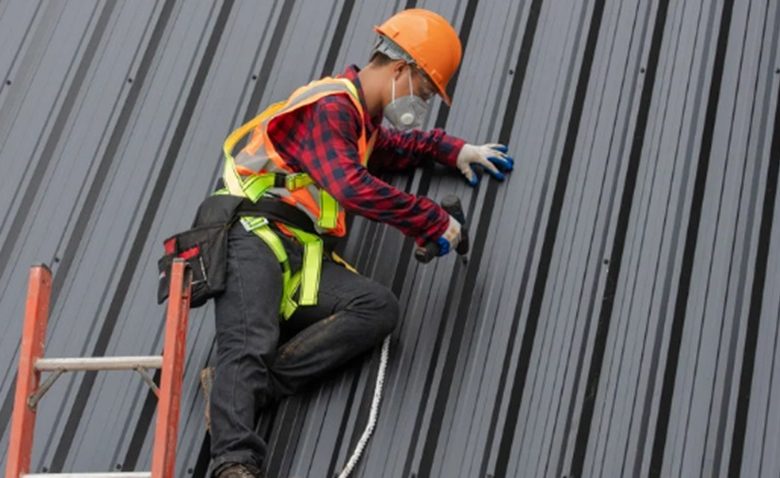 How Metal Roofing Can Help You Save on Insurance Costs?